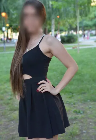 Ivana, 27