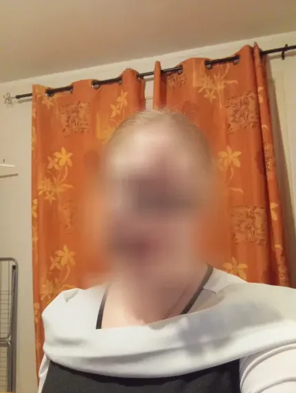 Jasmin, 37