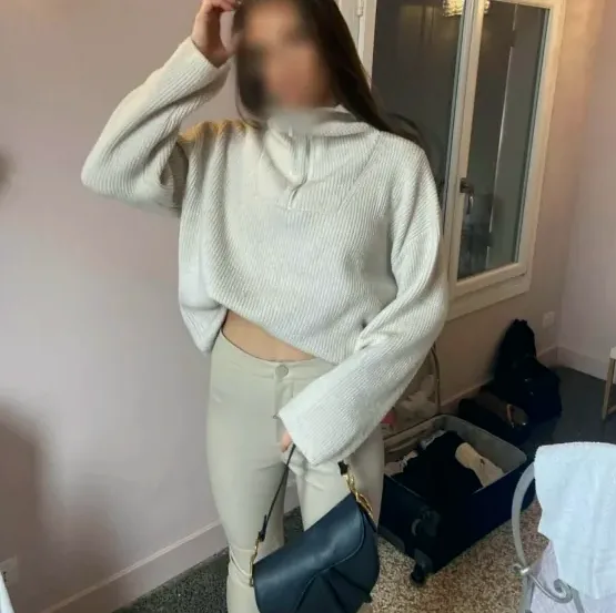 Lea, 27