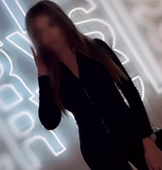 Victoria, 32